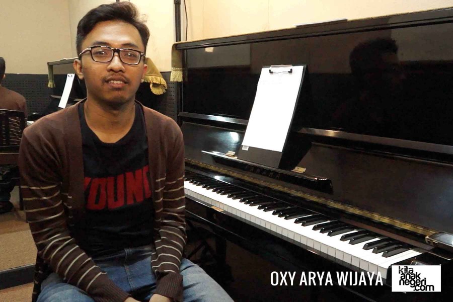 Belajar Piano : Oxy Arya – Arransement sederhana suatu lagu