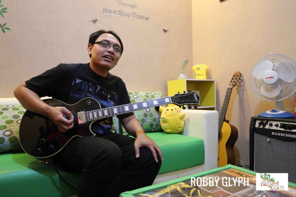 Belajar Gitar Elektrik : Robby Glyph Freakenstein – Harmonisasi di Musik Metal