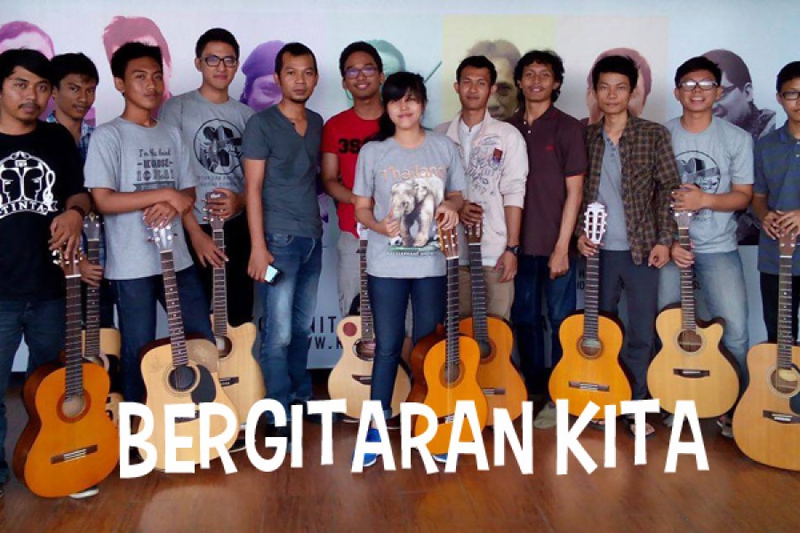 Bergitaran – Kelas Gitar Akustik Gratis