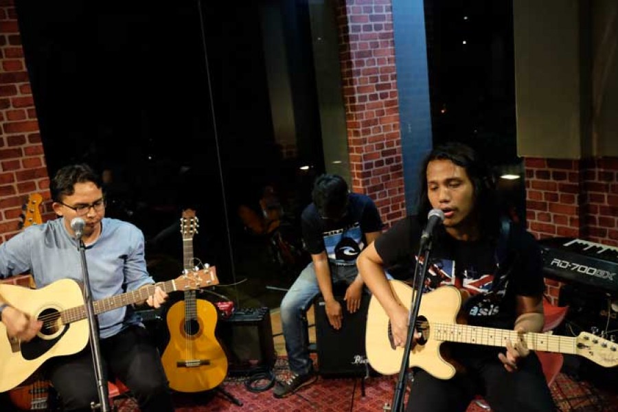 KITAKUSTIK (Tribute to Oasis) – Perpustakaan