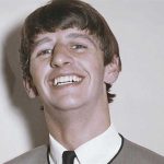 Ringo Starr dari Bawah Menjadi Legenda