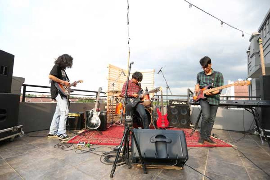 Titik Biru, Math Rock Asal Bogor #musikterasatas