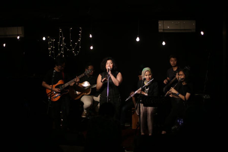 Kesenduan Nan Dahsyat di KITAKustik #7 Tembang Lagu Indonesia