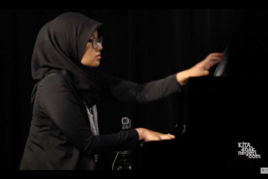 Konser Piano Klasik 2017 : Asti Fajriani – Over The Rainbow by Mark Hayes