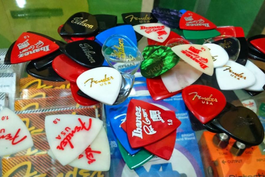 Ini Dia Kiat Memilih Pick Gitar Supaya Nggak Salah Pilih!