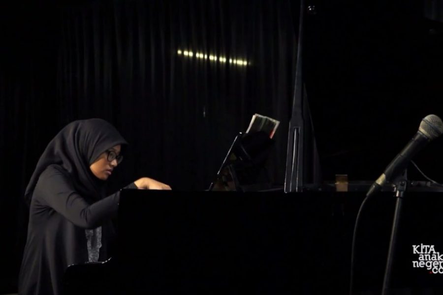 Konser Piano Klasik 2017 : Asti Fajriani – Claire de Lune (Suite Bergamasque No. 3) by Claude Debussy